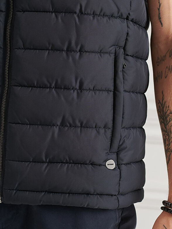 Vest with pockets and zip - 6