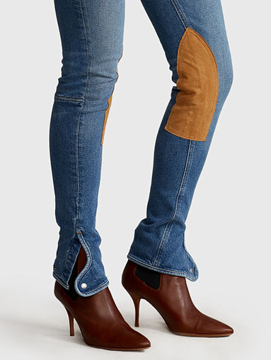 Jeans with embroidered maxi logo - 4