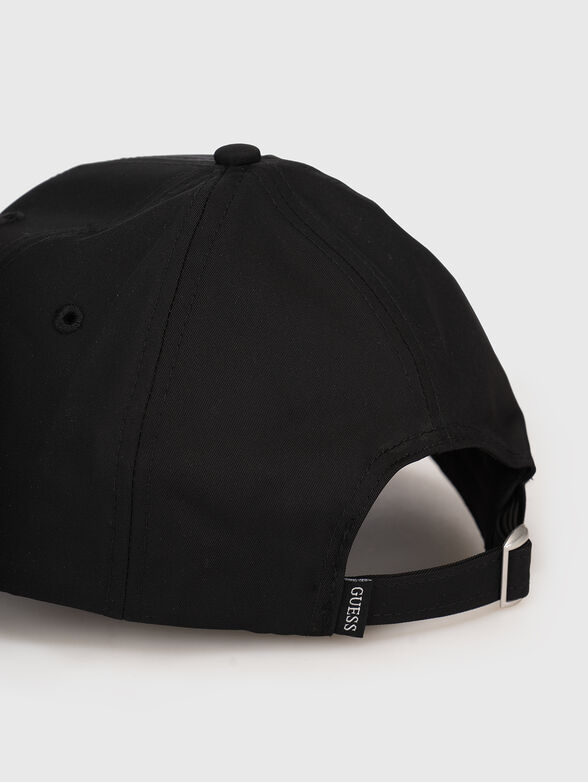 Baseball cap with logo - 4