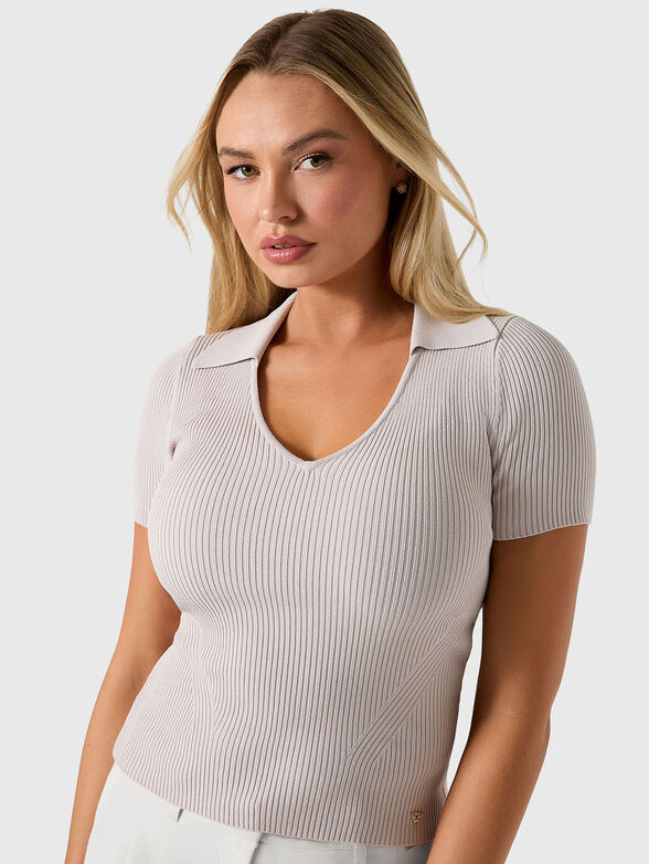 Short sleeved blouse with a collar - 4