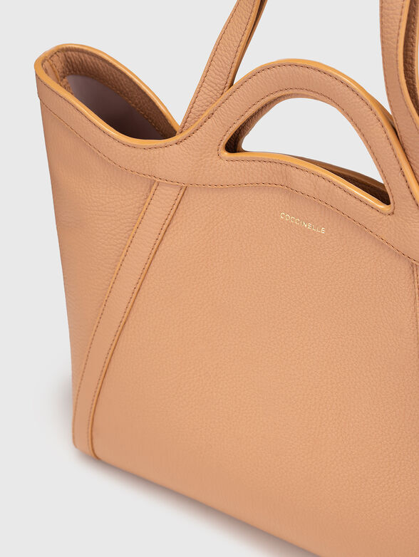 Leather bag with long handle and logo - 5