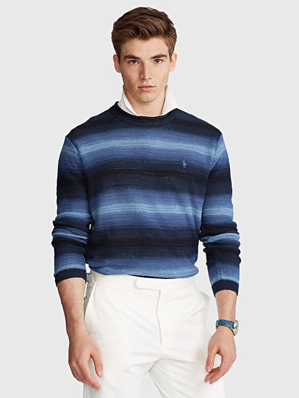 Sweater with a flowing effect - 2