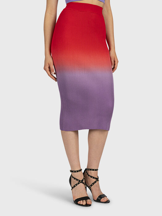 Skirt with ombre effect