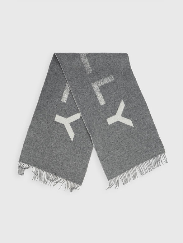 Cotton scarf with a logo accent - 1