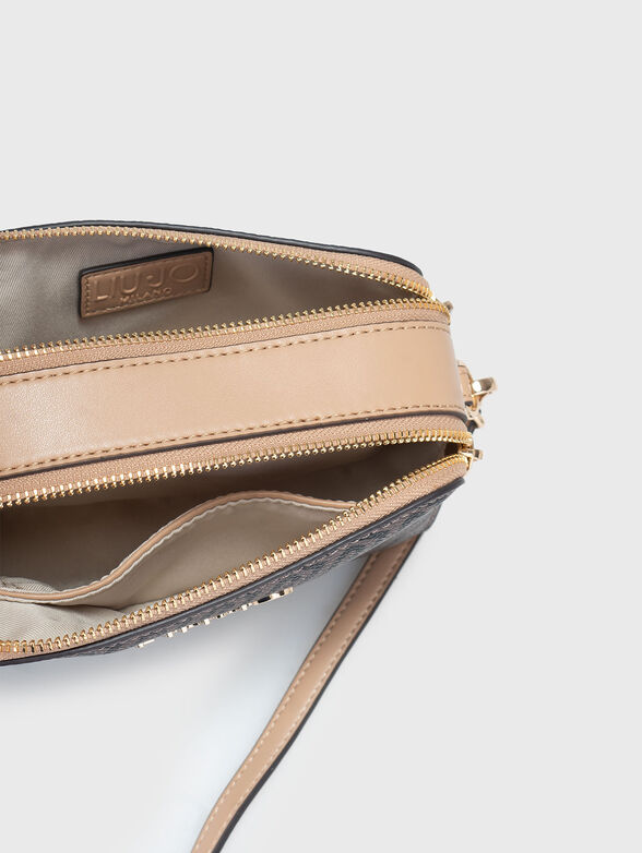 Bag with contrasting design - 6