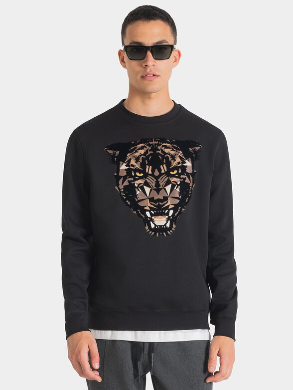 Sweatshirt with accent print - 1