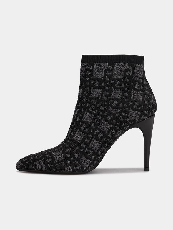 VICKIE 113 Ankle boots with logo print - 4