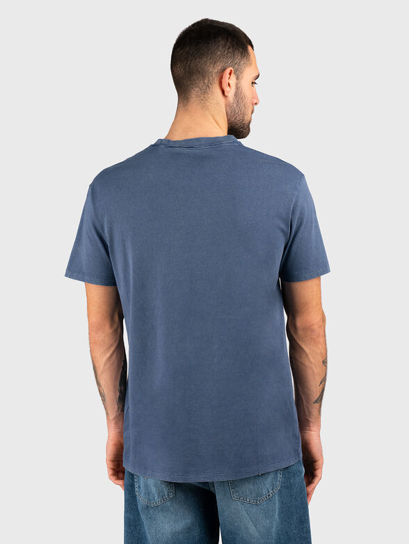 T-shirt with contrasting print and patch - 3
