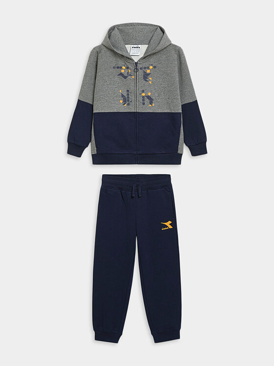 Комплект от суитшърт и панталон - 1