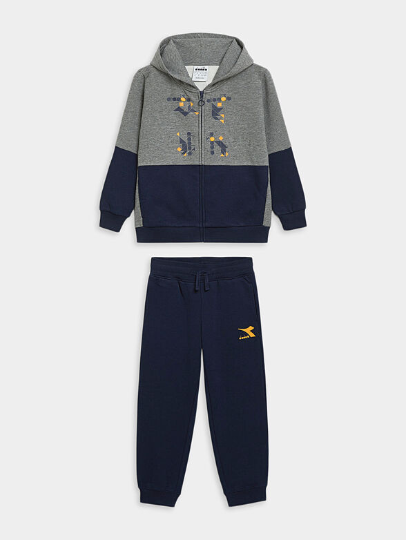 Sweatshirt and pants set - 1