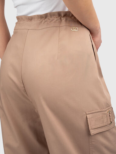 Cargo pants with a drawstring waist - 3