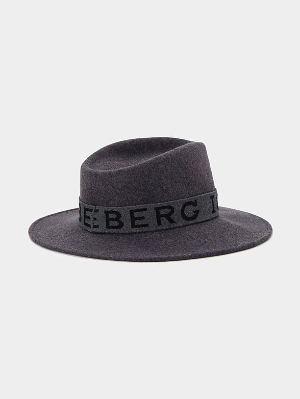 Hat with brim - 2