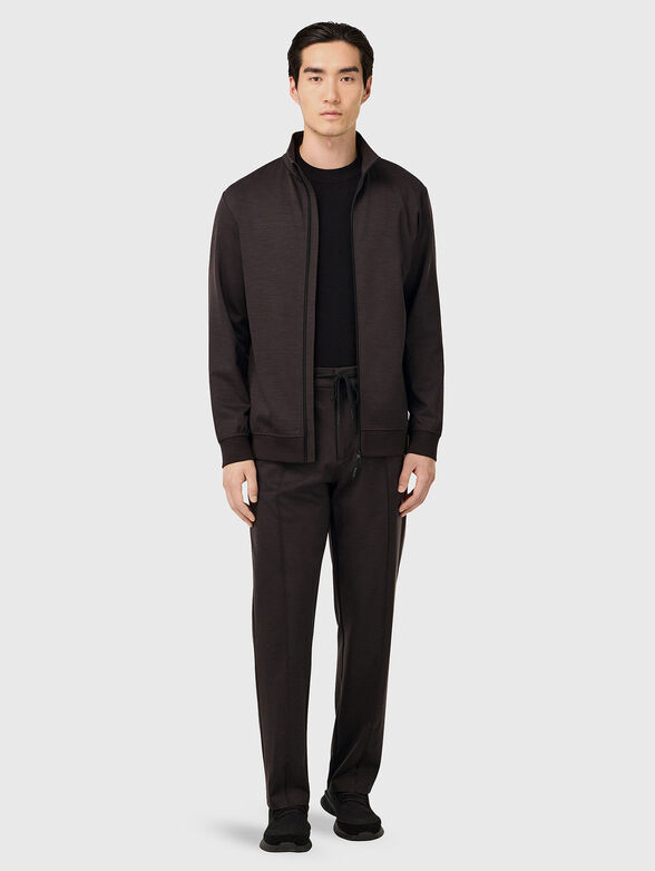 Brown sweatshirt - 2