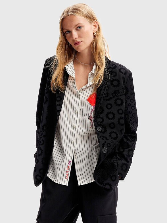 Blazer with black details - 1