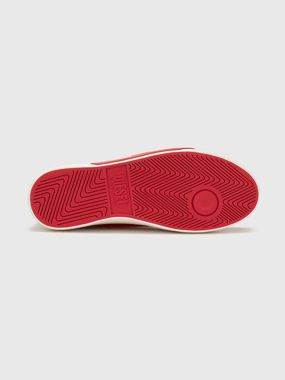 Sports shoes with accent logo - 5
