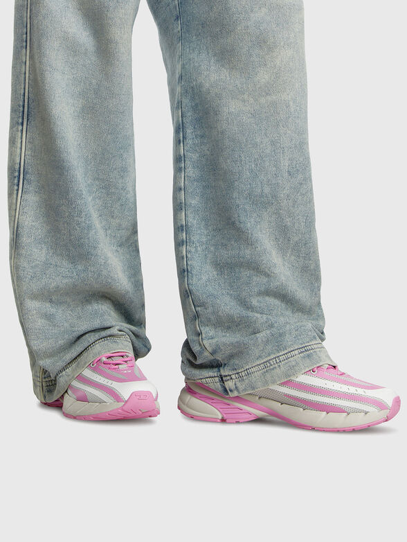 D-AIRSPEED sports shoes with pink accents - 2