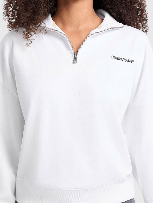 Sweatshirt with accent zip - 4