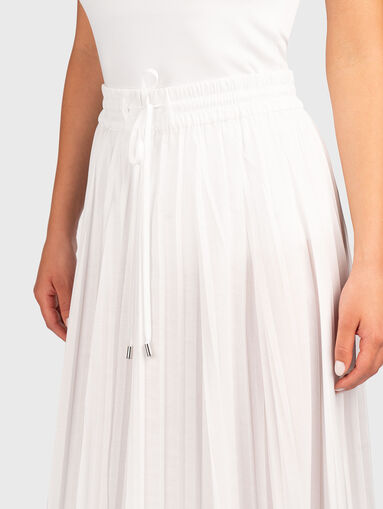 Midi skirt with elastic waist - 4