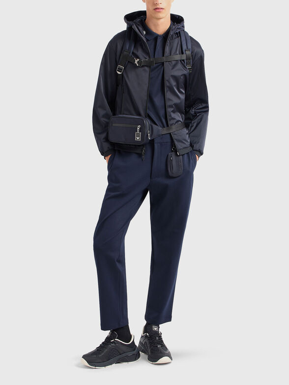 Straight trousers with pockets - 4