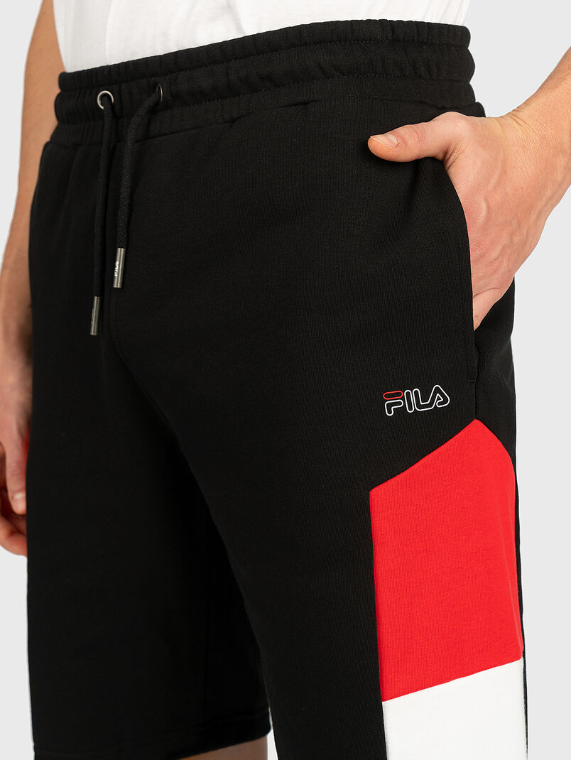JUDA Shorts in black - 3
