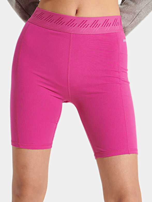 Cycle shorts in accentuating color - 1