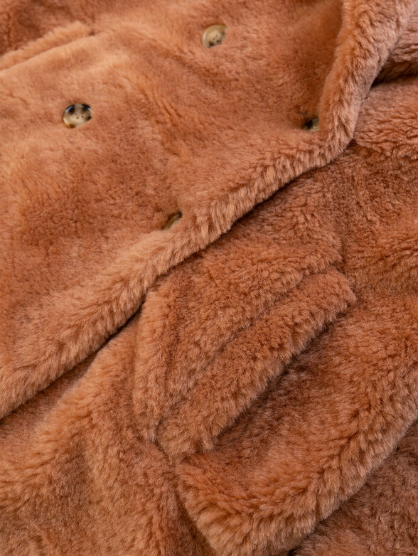 Brown fluffy coat - 4