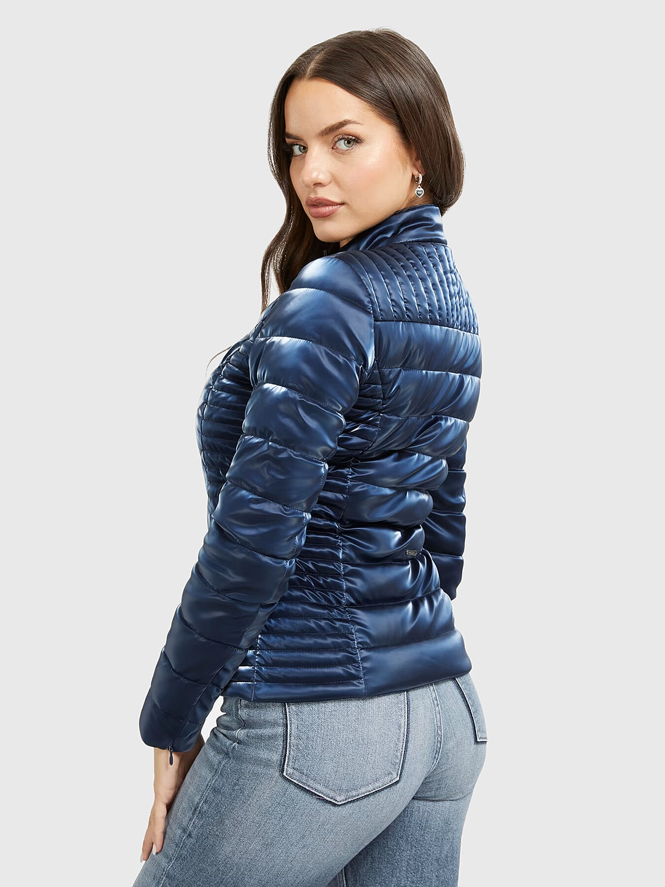NEW VONA black puffer jacket brand GUESS Globalbrandsstore en