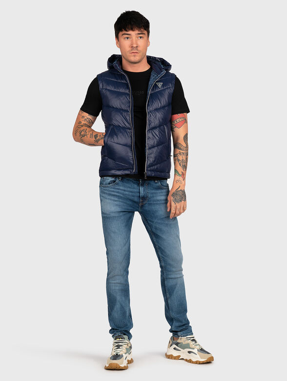 Black padded vest with hood and logo patch - 2