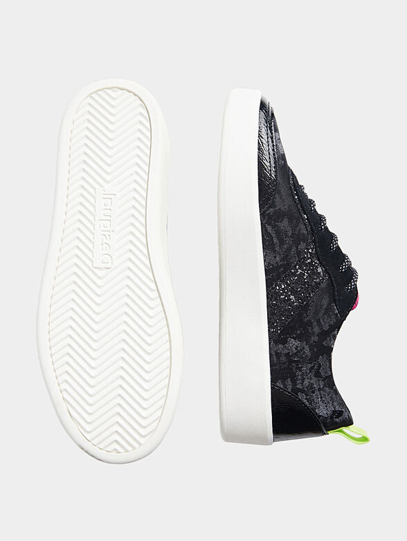 Black sneakers with glitter inserts - 6