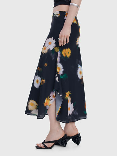 Midi skirt with floral print - 3