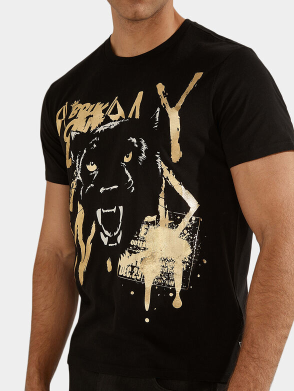 T-shirt with gold art print - 4