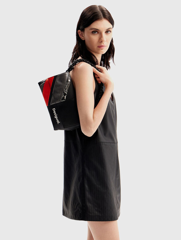 Crossbody bag with contrasting details - 2