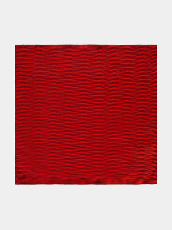 Червена копринена кърпичка - 1