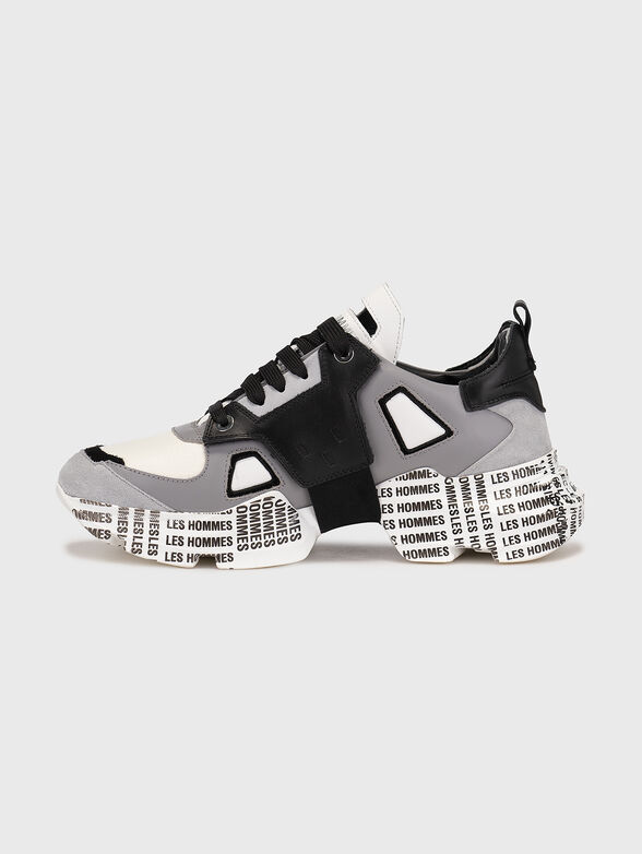 Sports shoes with accent sole - 4
