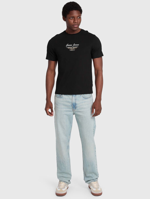Slim T-shirt with oval neckline - 2