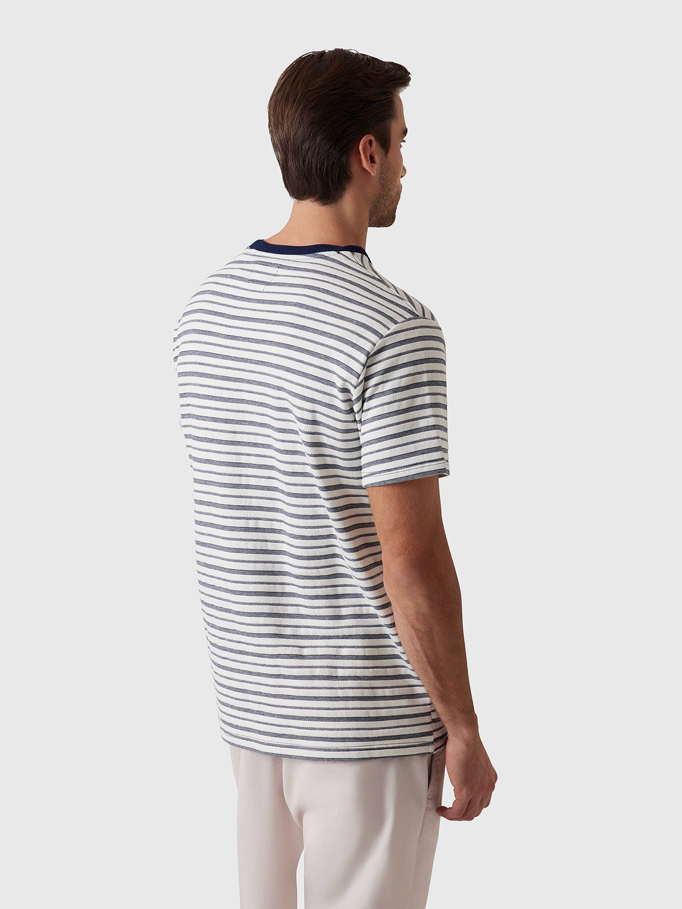 Tシャツ・カットソー ROCKCAKE Striped Polo T-Shirt 5BFM128 T-shirt with oval neckline and logo brand GUESS