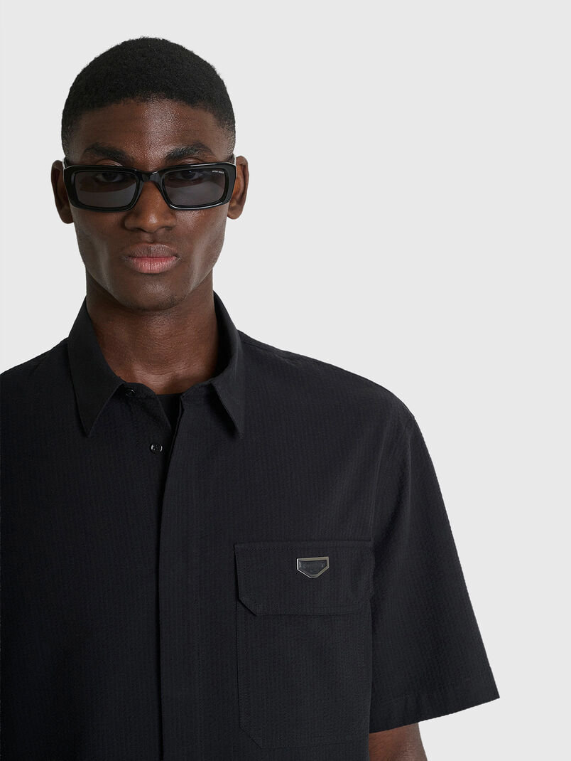 VIENNA short-sleeved shirt with accent pocket  - 3