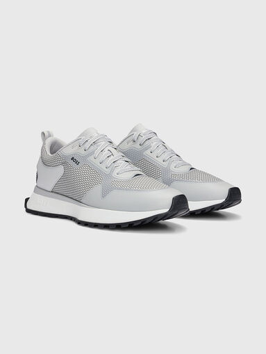 Sports shoes with logo - 3