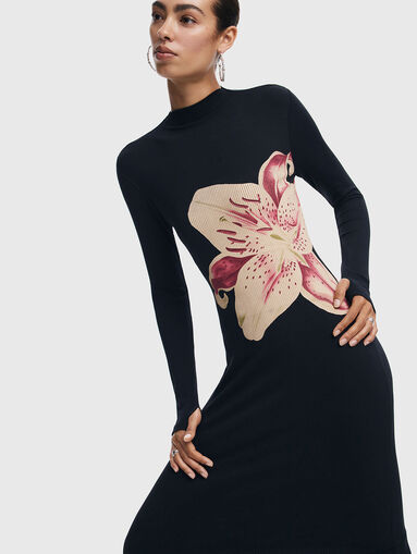 Midi dress with long sleeves and floral print - 4