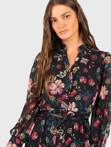 Long dress with floral design - 4