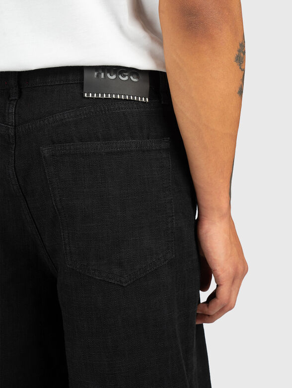 Jeans with logo patch - 3