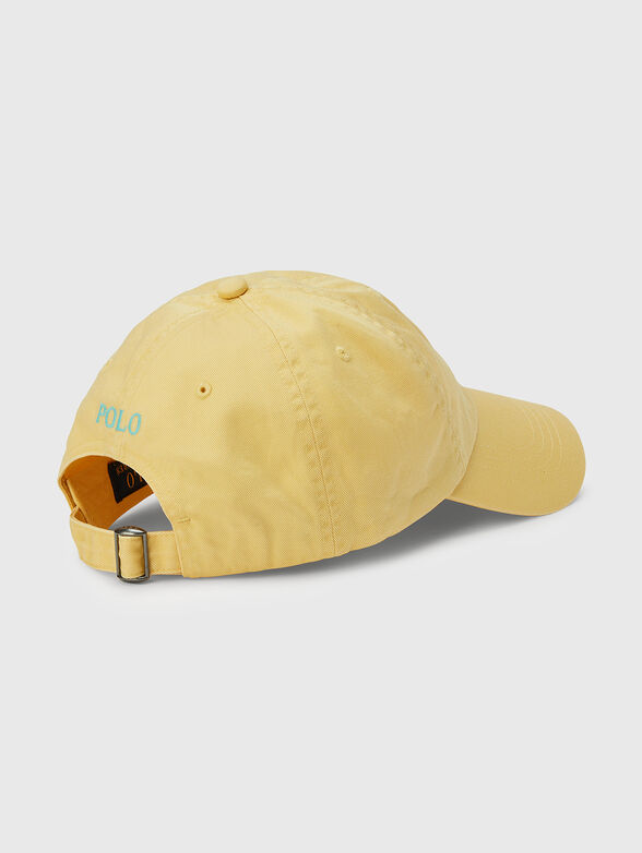 Yellow hat with visor and logo - 2