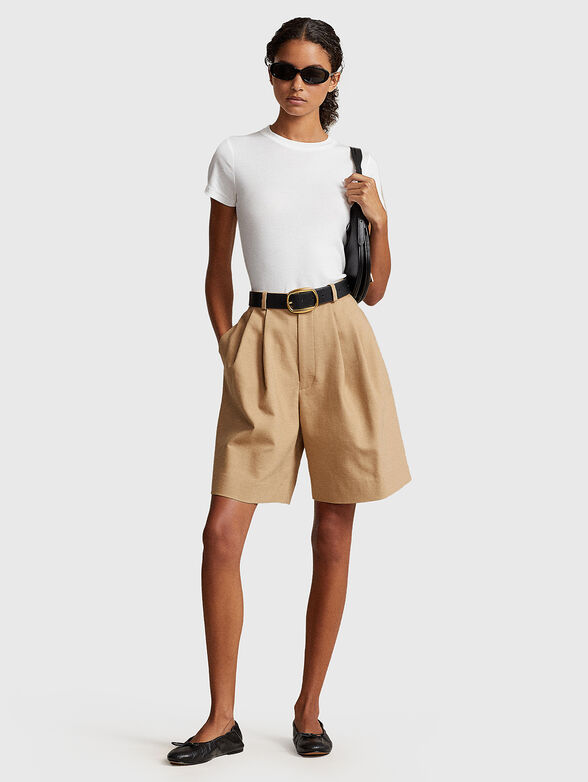 Pleated shorts in beige  - 4