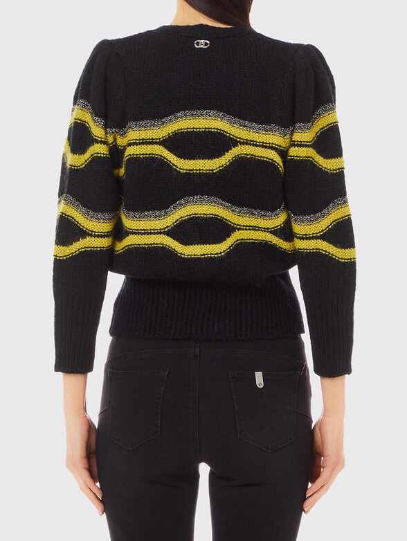 Cardigan with buttons and colorful stripes - 2