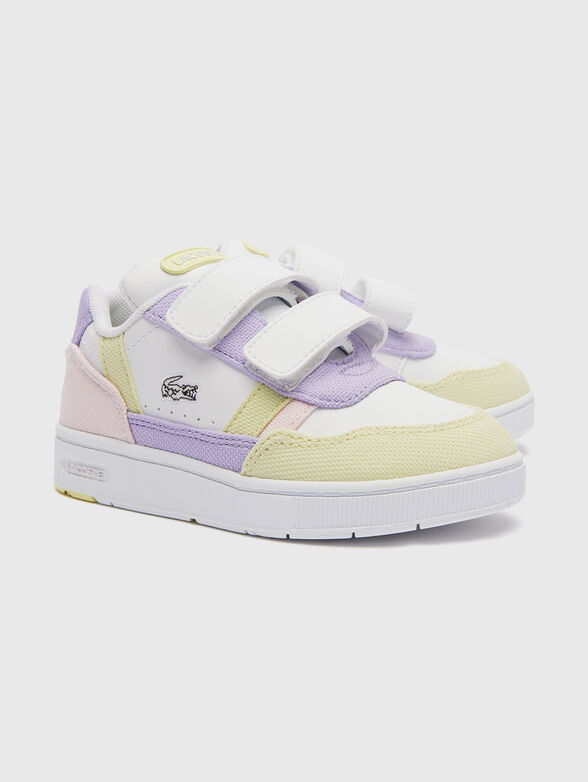 Sneakers with velcro straps - 1