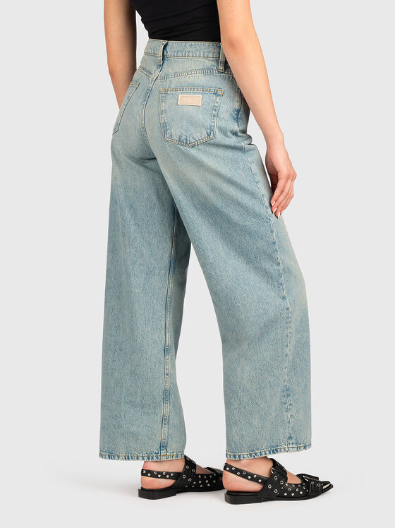 High waisted jeans - 2