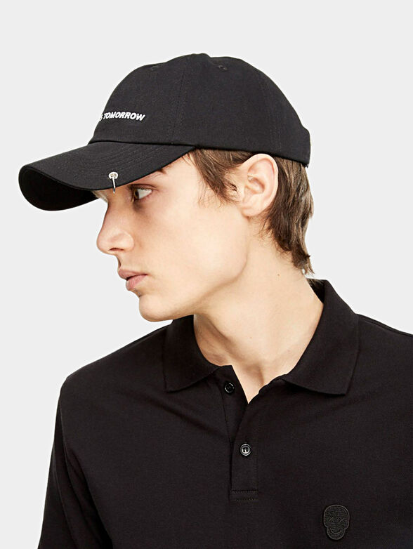 Baseball cap with metal accent - 6