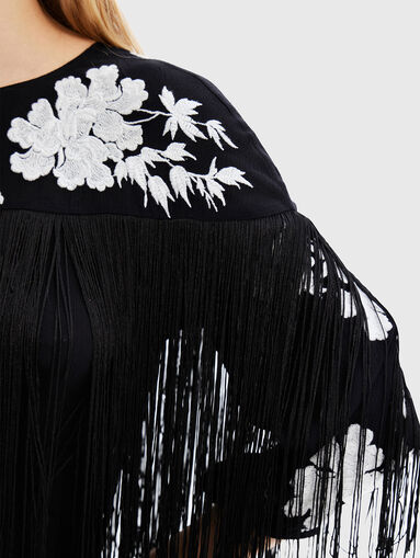 Blouse with accent fringes - 4