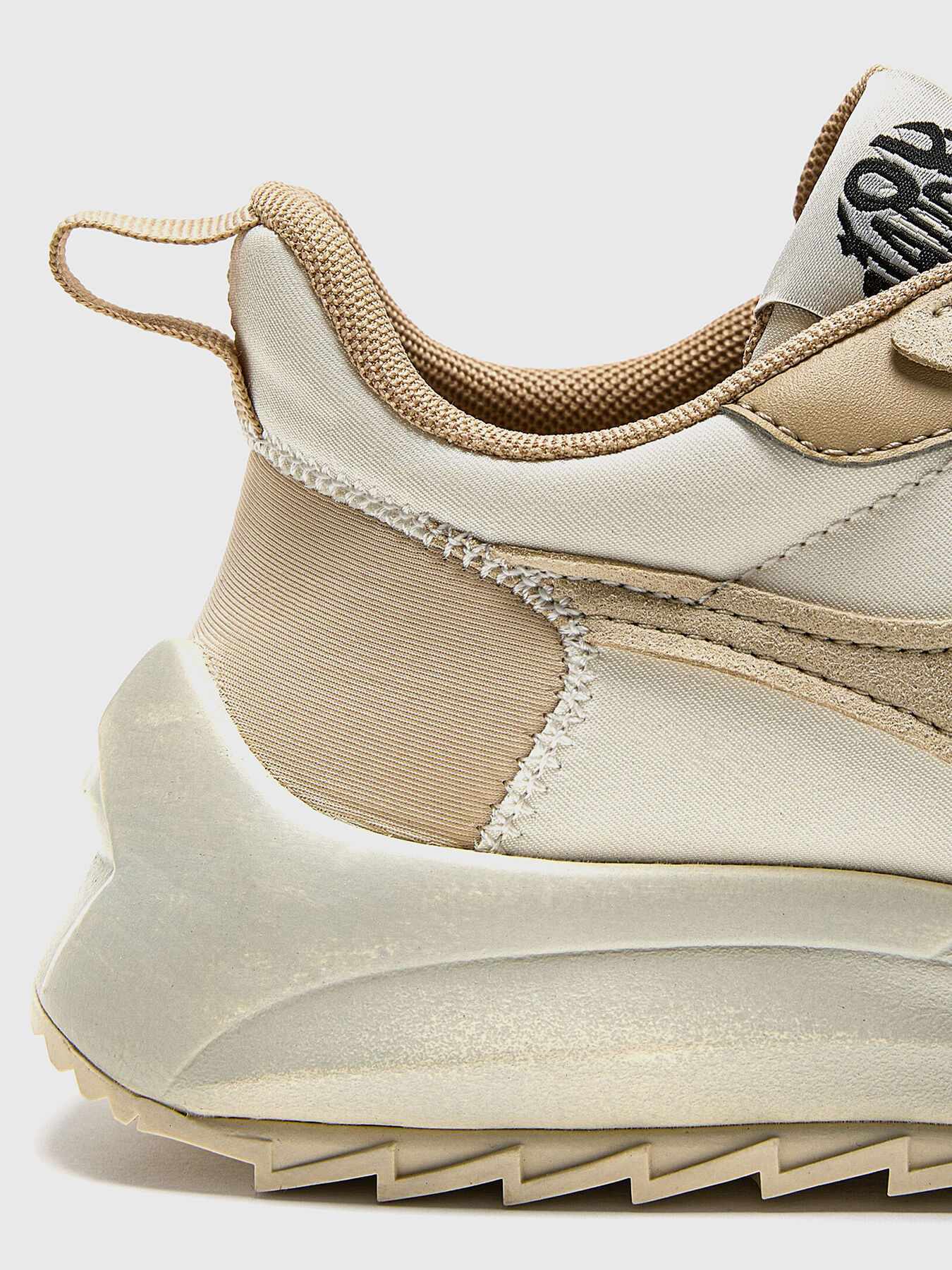 Puma thunder desert blush trainers store