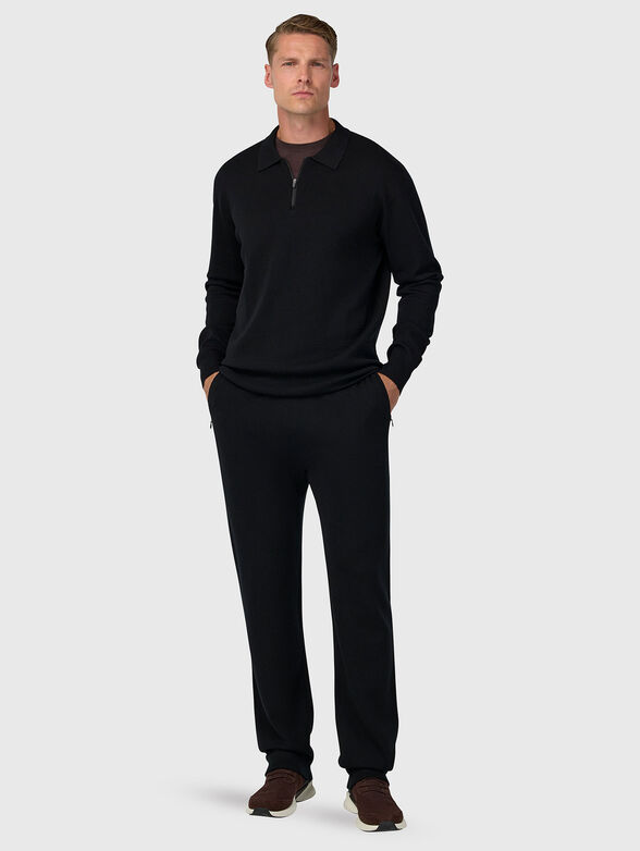 Pullover with zip - 2